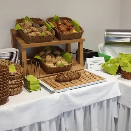 Landhotel 4* غايسلفيند
