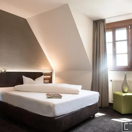 Landhotel فندق غايسلفيند