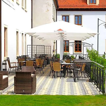 Ξενοδοχείο Landhotel 4*