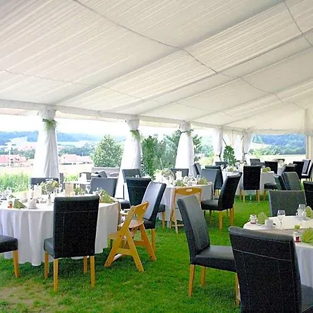 Ξενοδοχείο Landhotel 4*