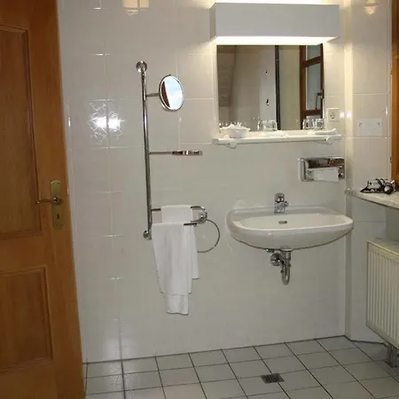 فندق Landhotel غايسلفيند